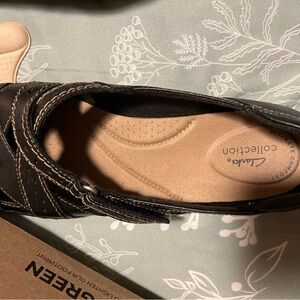 Black Clarke shoes 10wide. Brand new never worn . Non smoking home.Animal free.